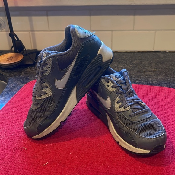 Nike Air Max 90 - Picture 3 of 9